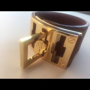 Beautiful Tory Burch leather and Gold Cuff